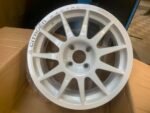 Jantes Citroën Racing C2R2 blanches en 15 pouces et entraxe 4×108