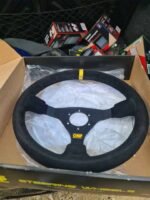 Volant OMP Corsica tulipé 350 mm en peau retournée – Neuf – Image 5